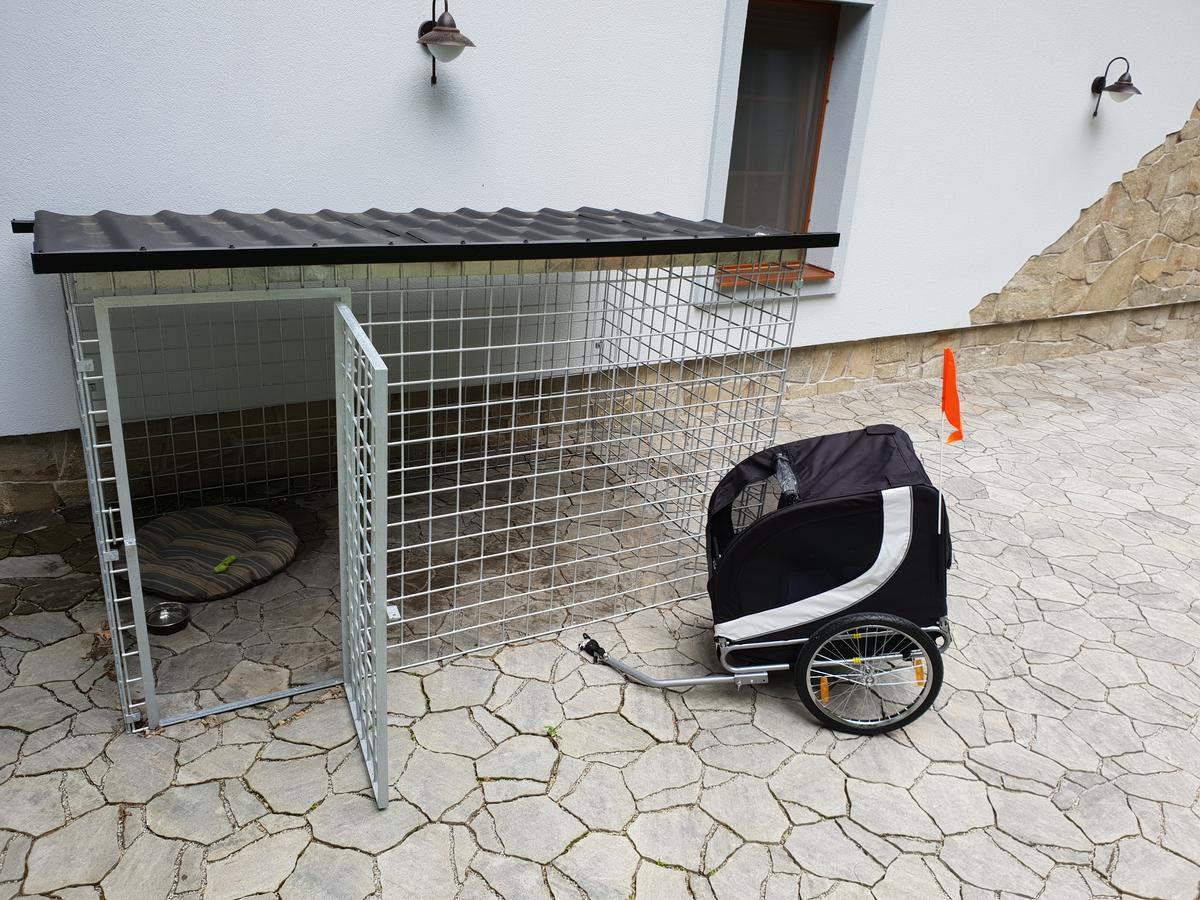 Club Rezidence Pod Luci Apartment Loucovice Luaran gambar